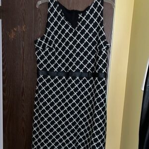 Ann Taylor Black and White Halter Sheath Dress